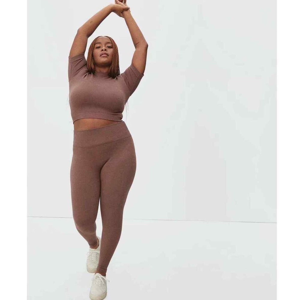 The Seamless Tee & Legging Set